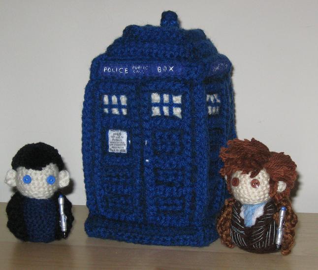 Amigurumi TARDIS Plush