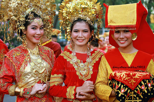 Three Minang Women