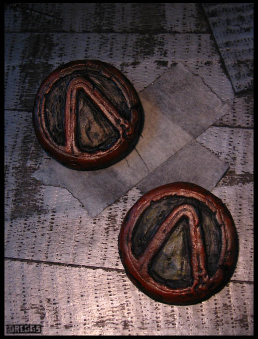 Borderlands Vault Symbol Pinback Badges