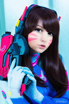 Hoshisai  Sairu  DVA Overwatch photo Cosplay close