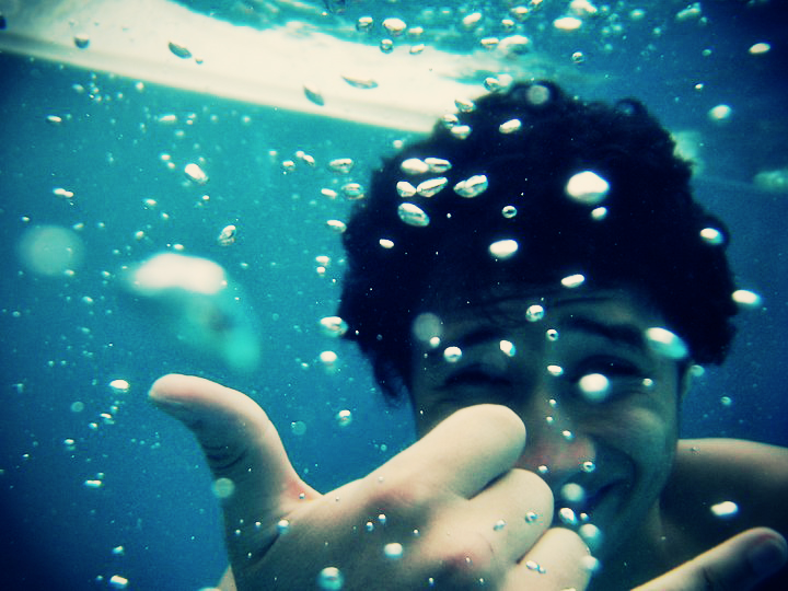 I AM UNDERWATER