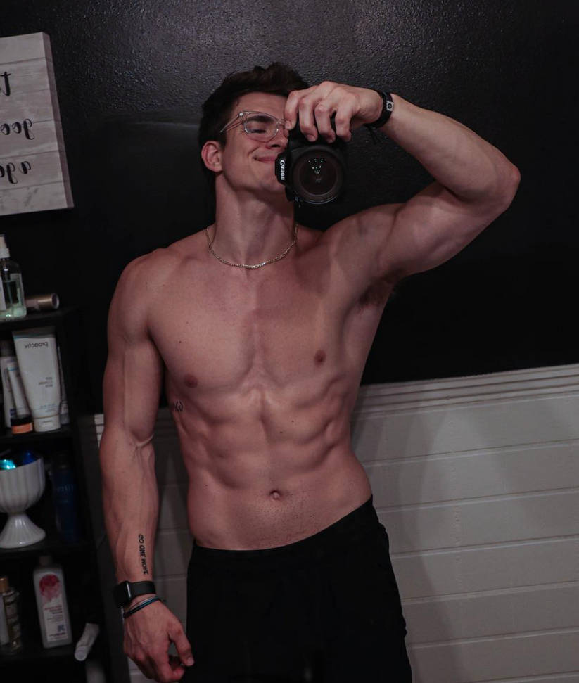 Reeves 10 by jaxzonmapiele on DeviantArt