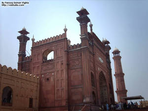 Badshahi Masjid