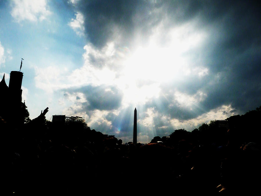 Sun and the Monument