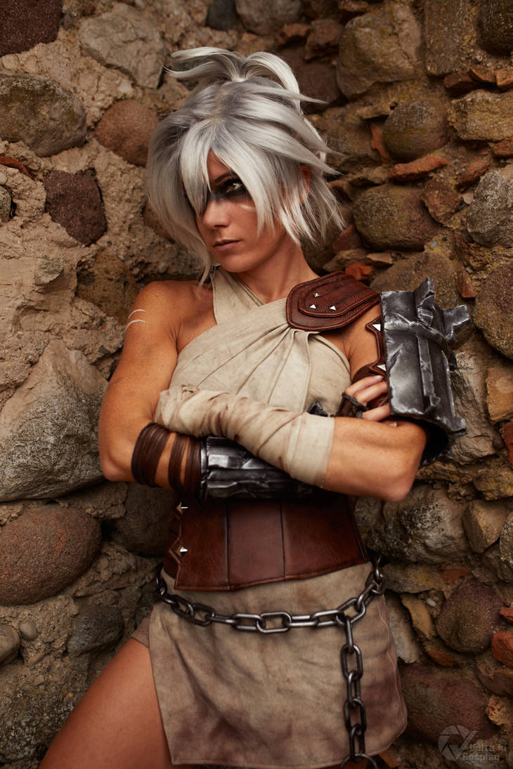Part 1 of how we made Riven!! #leagueoflegends #crafttok #cosplay #lea