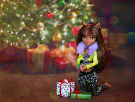 Clawdeen Wolf Merry Christmas