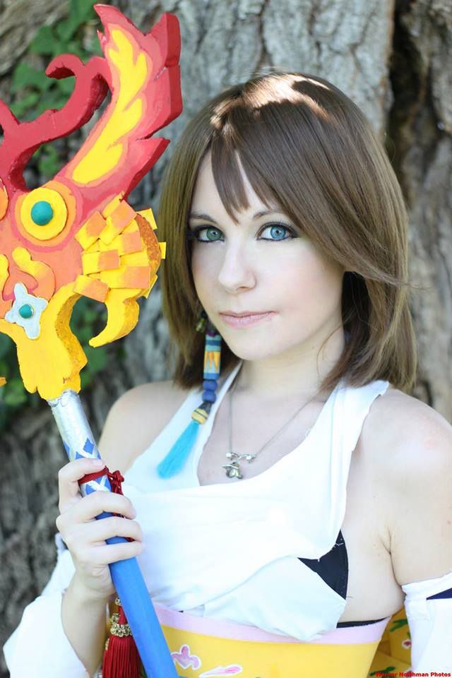 Yuna Summoner Cosplay