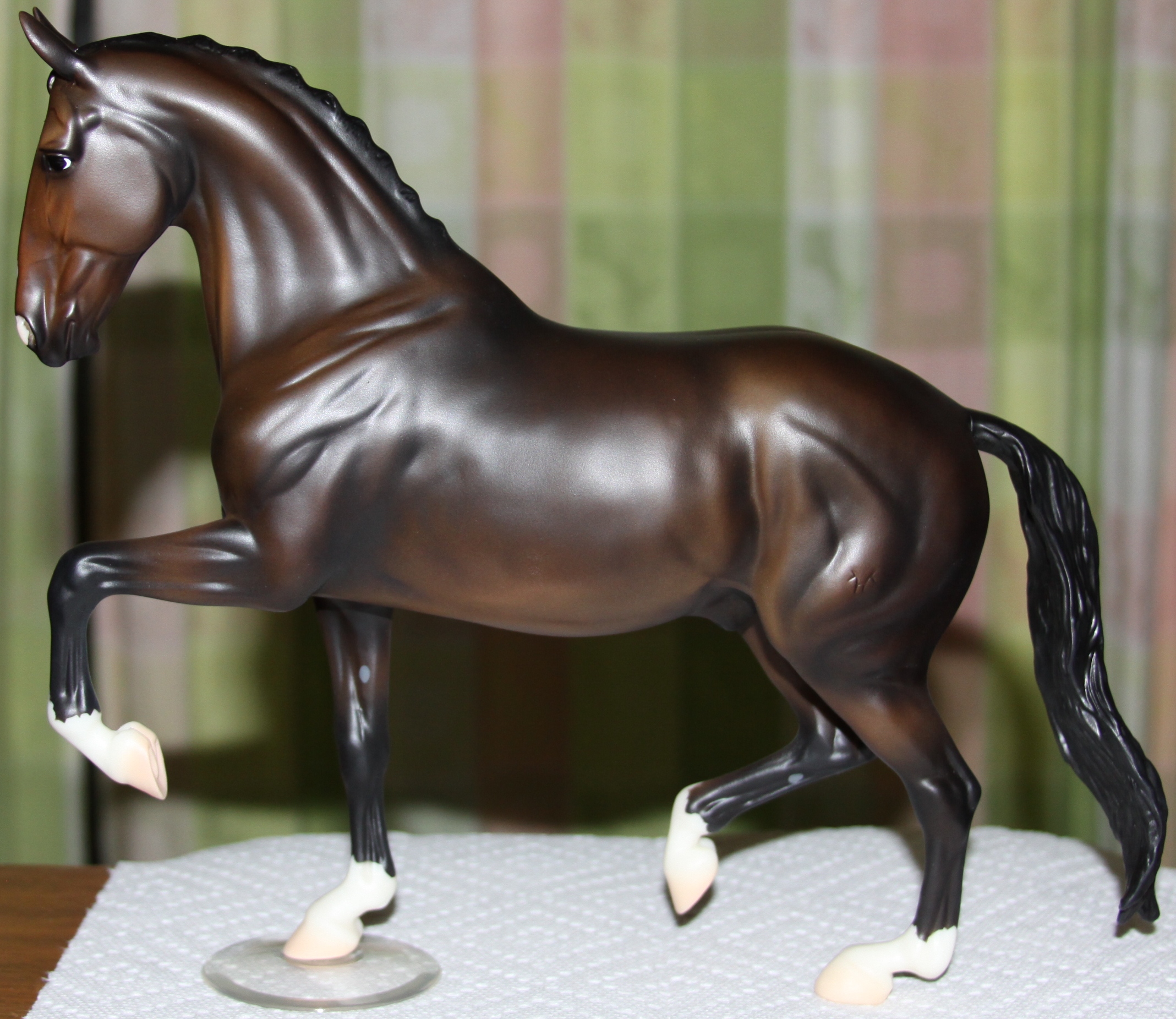 Breyer WEG Keltic Salinero - Stock 1