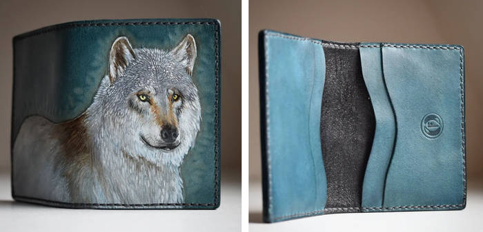 Small wolf wallet