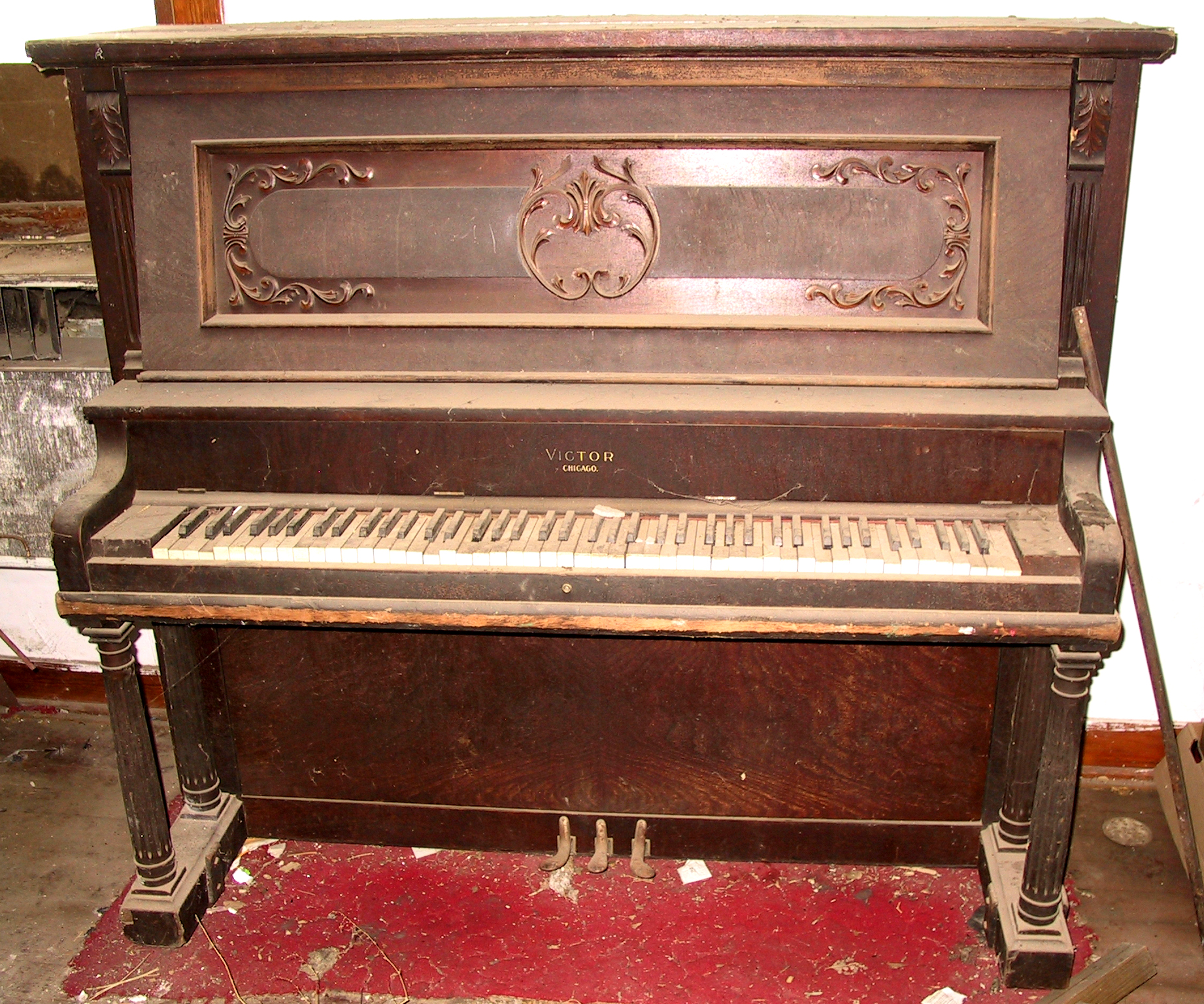 Abandoned House Piano 3