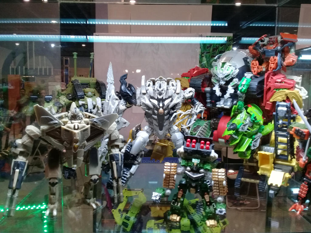Transformers display 1 by thereanimatedunknown on DeviantArt