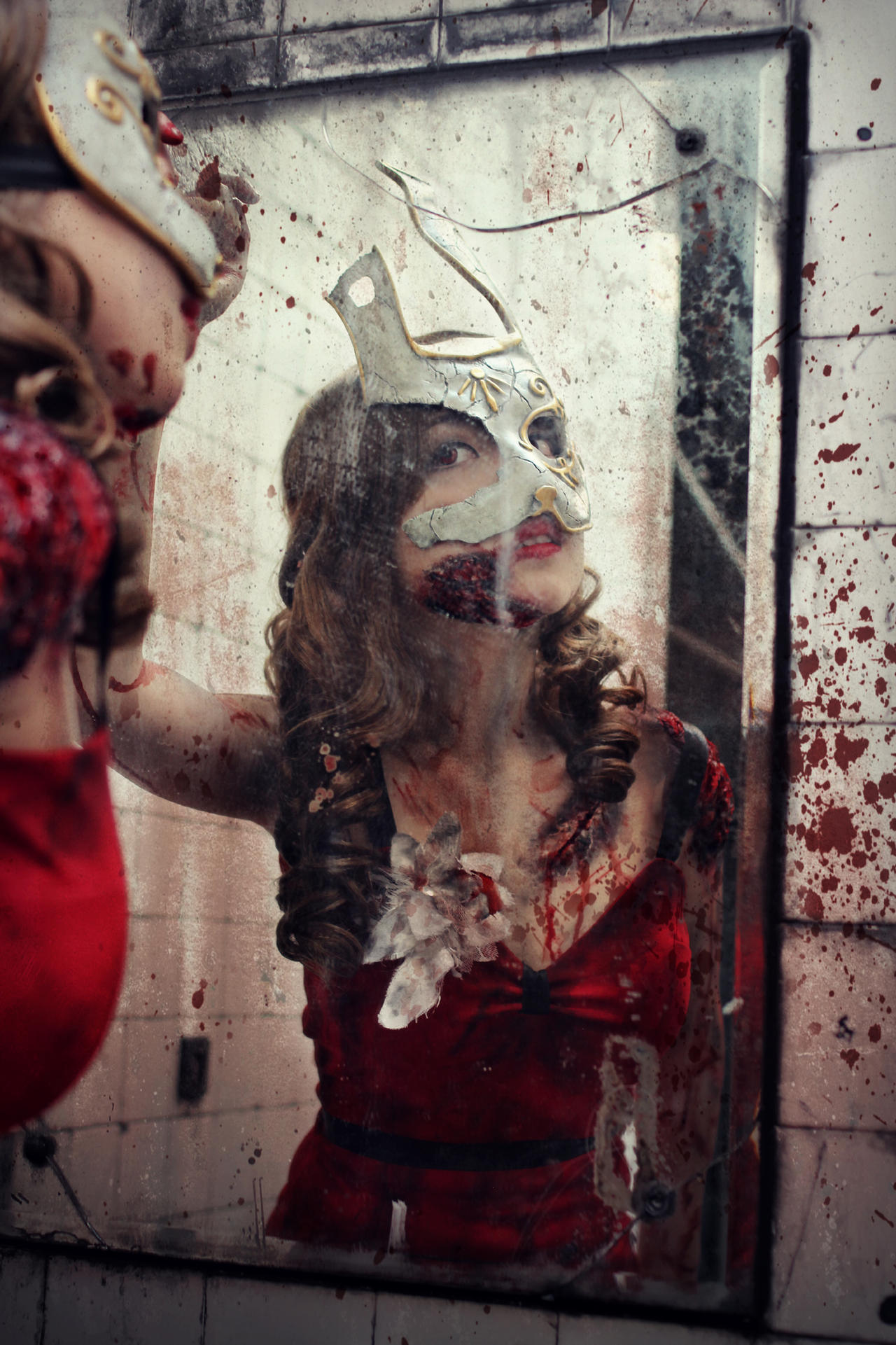 Splicer in the mirror