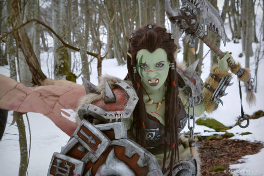 Warsong Commander: Winter Photoshoot 06