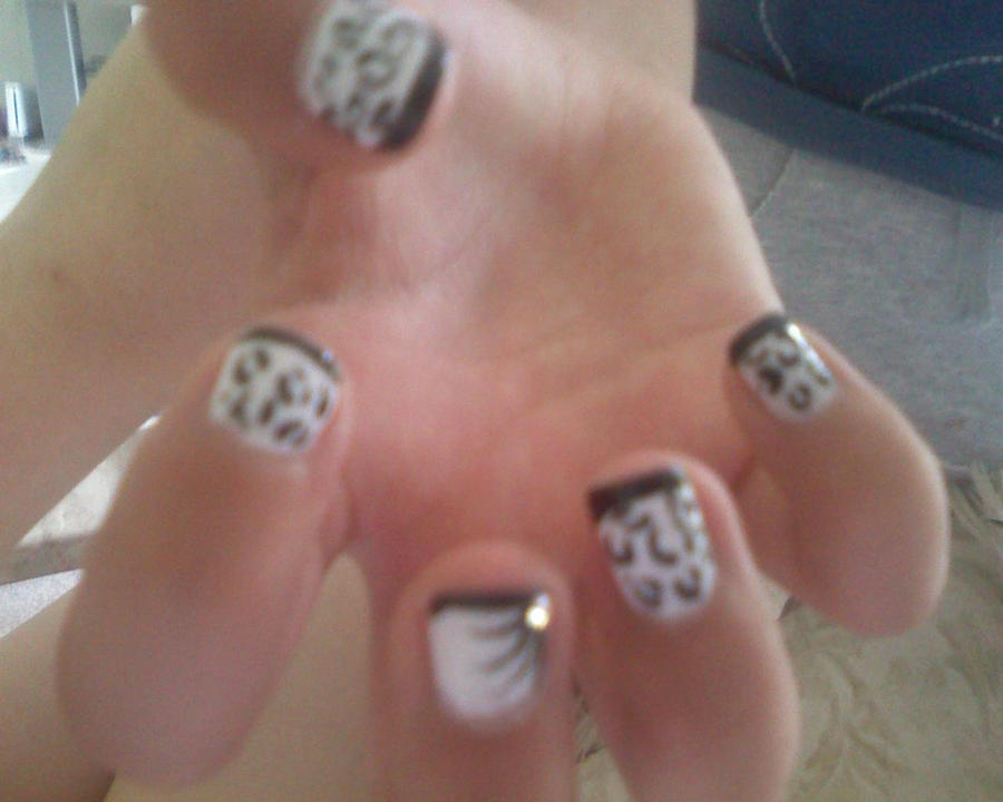 Snow Leopard Inspired Nails