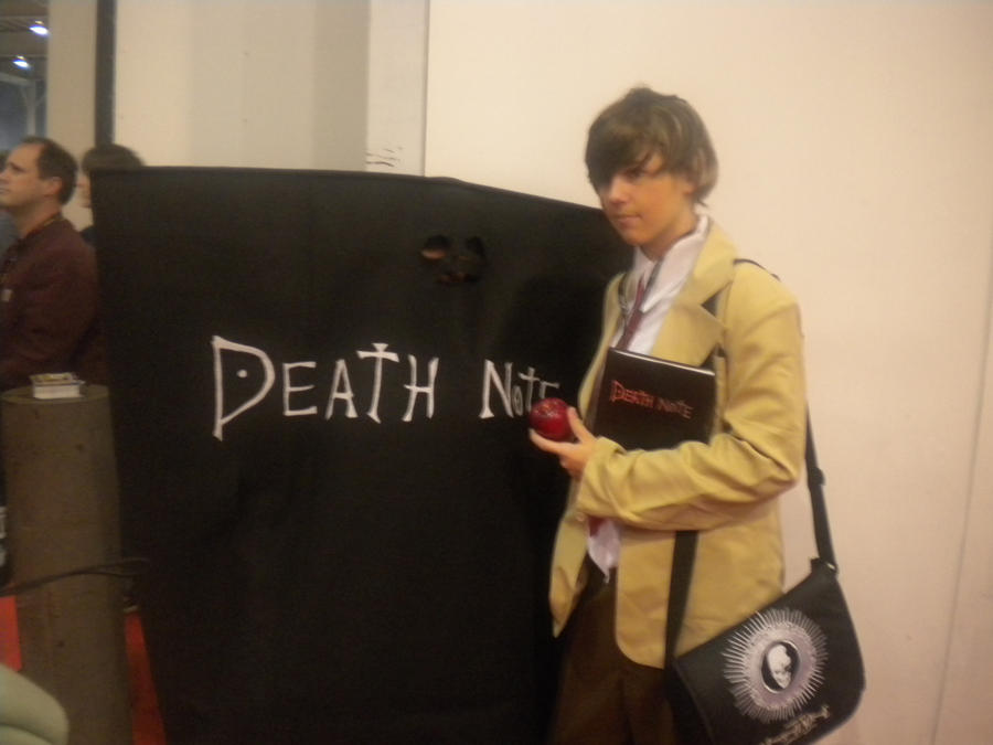 Light Yagami and a Death Note at NYCC 2011