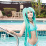 Swimsuit Miku Cosplay: Calm and Cool