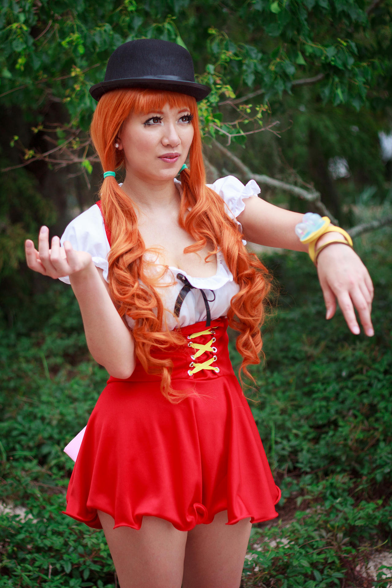Nami Confused About Whole Cake Island Cosplay