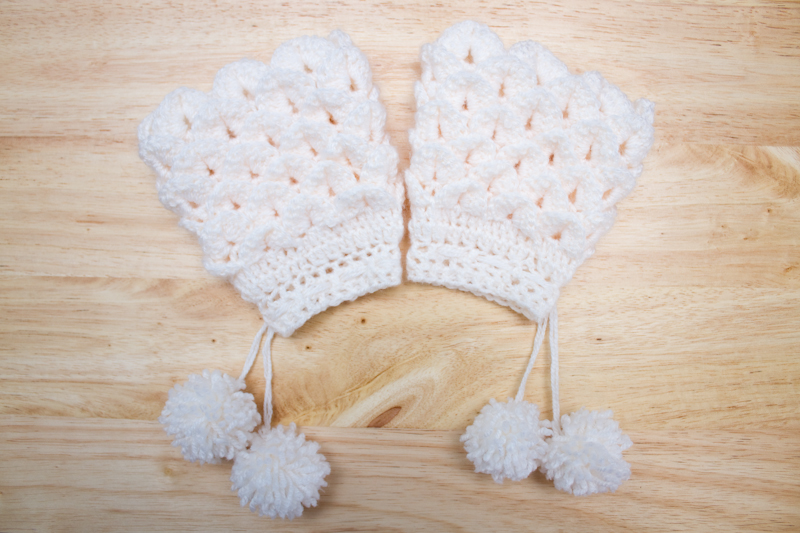 Wintery Mitts with Pom Poms