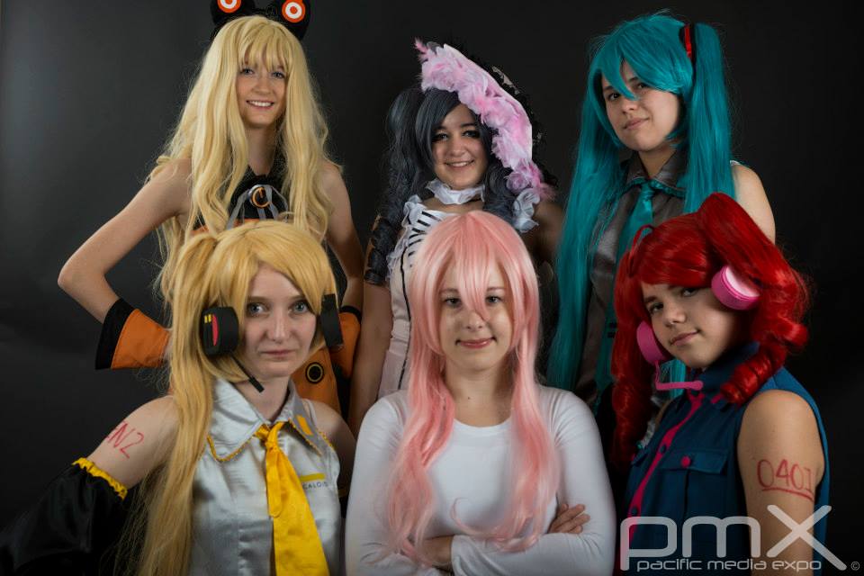 KawaiiKos Group Picture at PMX 2013