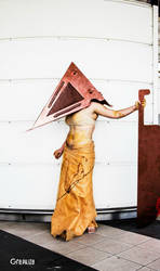 Pyramid Head Cosplay