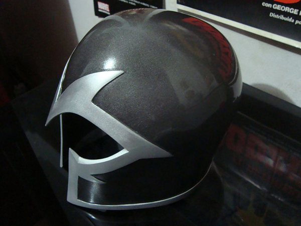 Magneto helmet _14