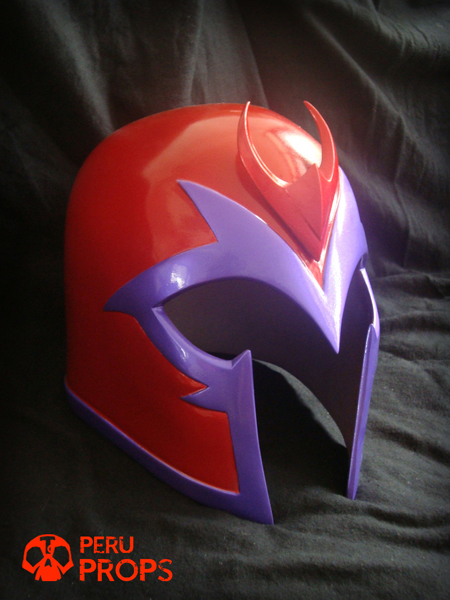 Magneto red helmet _03