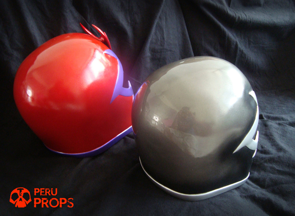 Magneto red helmet _07