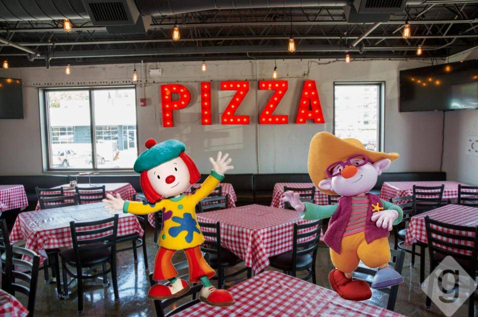 JoJo and Skeebo at a pizza place