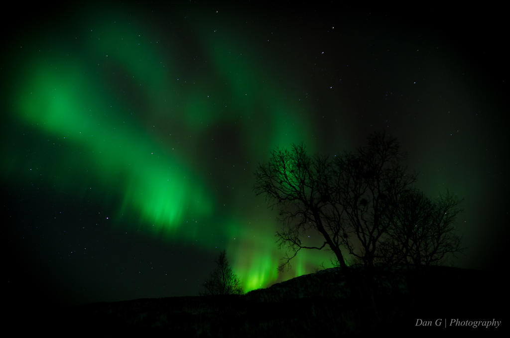 Bursting aurora