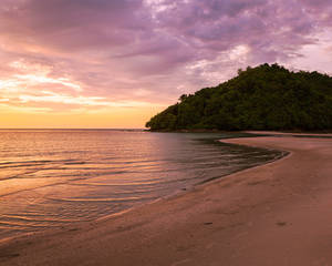 Kelambu Beach