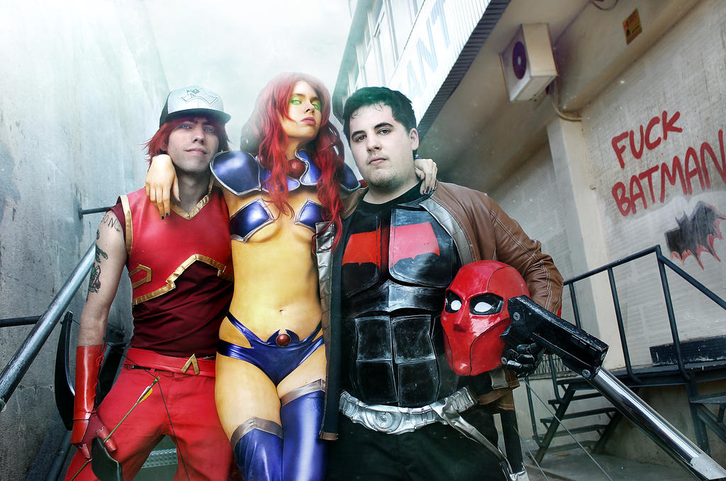 Red Hood And The Outlaws by FioreSofen