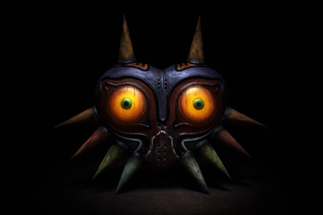 Majora's Mask - Wooden Replica by ThePropBox