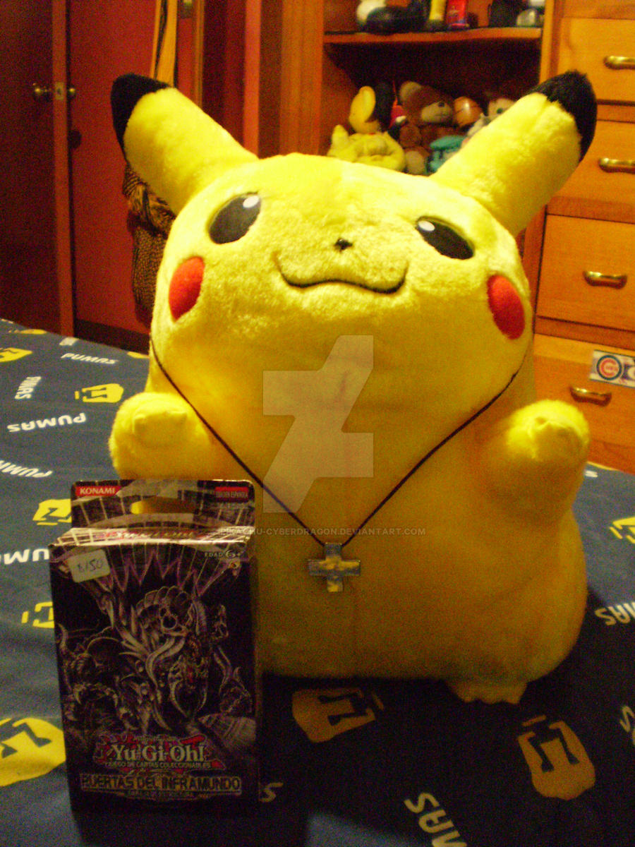 pikachu creara un deck con el structure deck