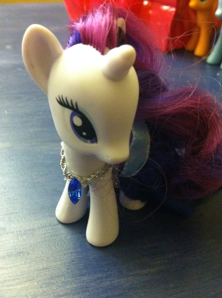 Rarity Outfit (1)