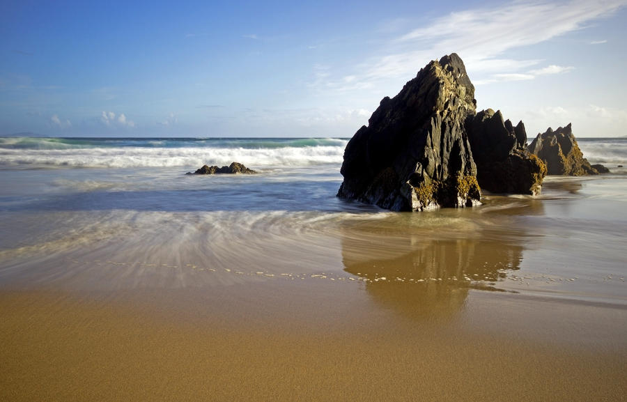 Coumeenole Beach