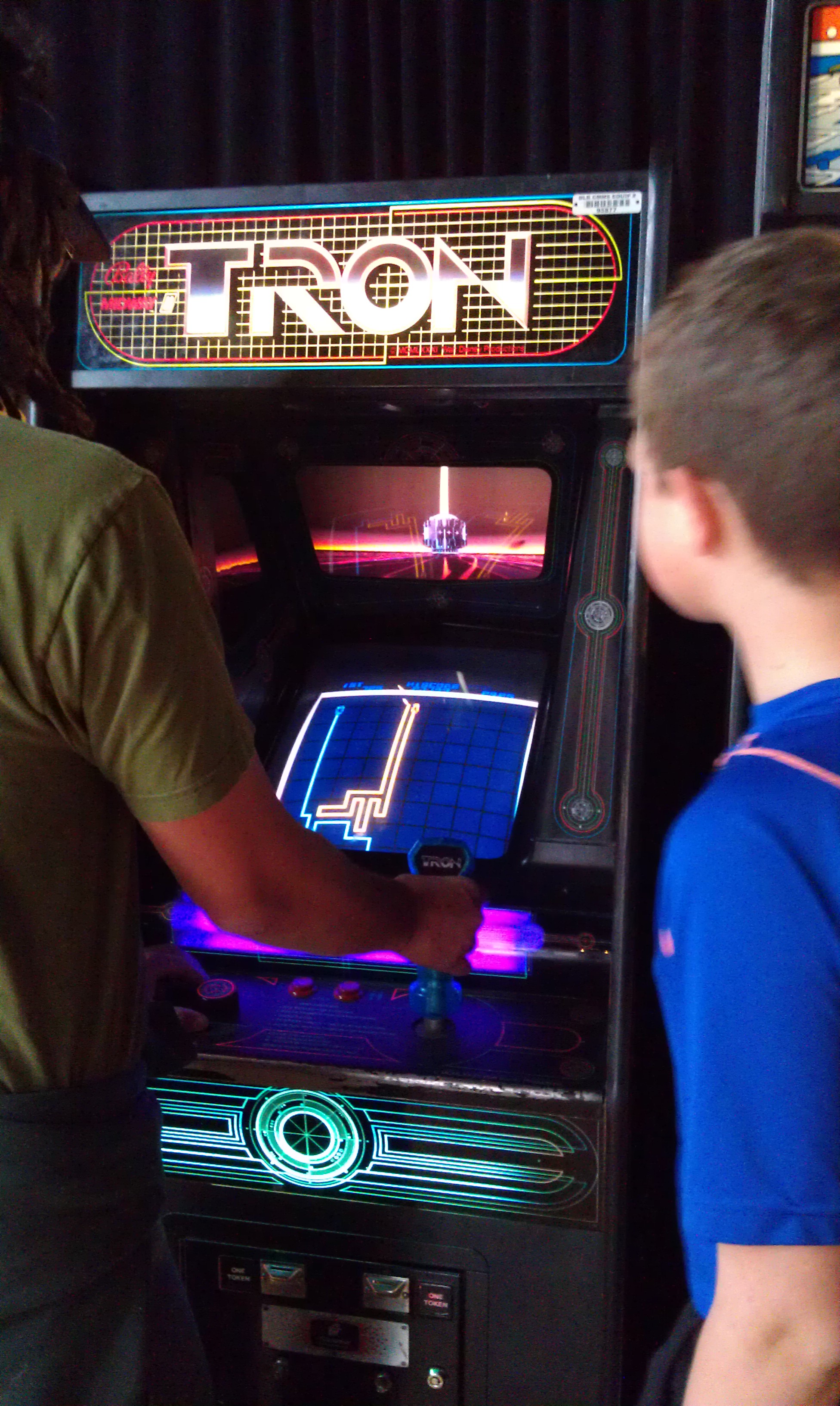 Tron Arcade Game by CJManson on DeviantArt