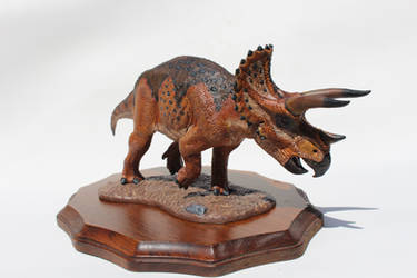 Triceratops model right side