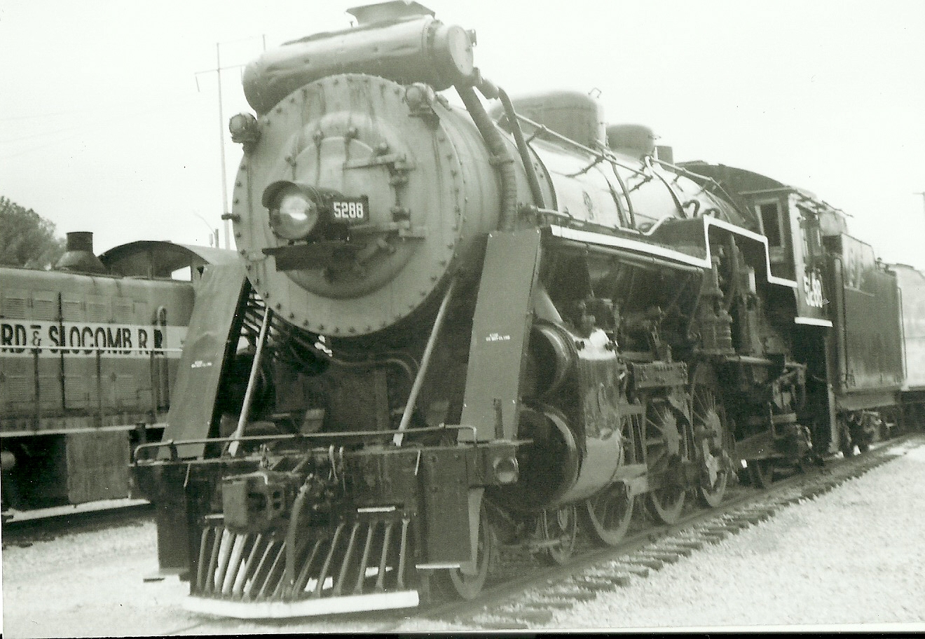 steam locomitive No. 5288