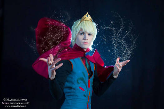 Elsa Cosplay (Male Version - Elias) - Freedom