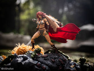 Triumphant Red sonja I by lilshallot