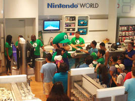 Luigi 30th at Nintendo World 18