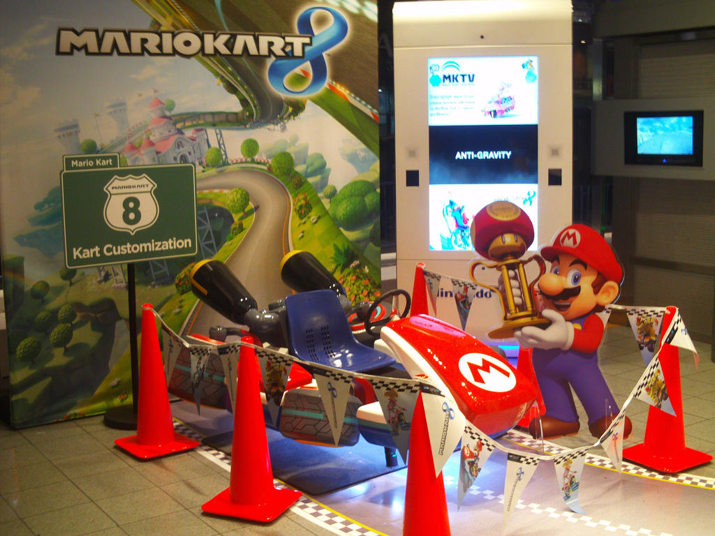 MK8 at Nintendo World 05