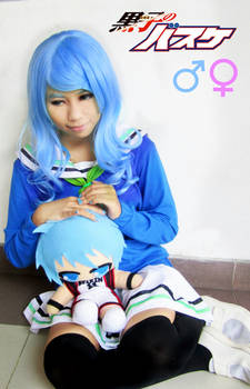 Fem! Kuroko Tetsuya Cosplay (Genderbend)