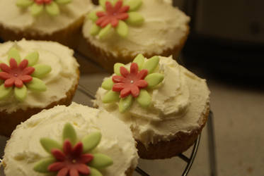 Flower cup cakes!!