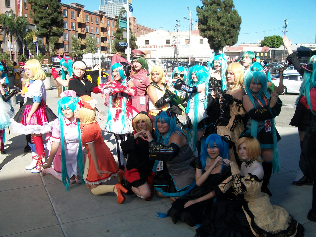 Anime Expo 16 Vocaloid Gathering 42 By Angelbeatslen On Deviantart Anime Expo 16 Vocaloid Gathering 42 By Angelbeatslen On Deviantart