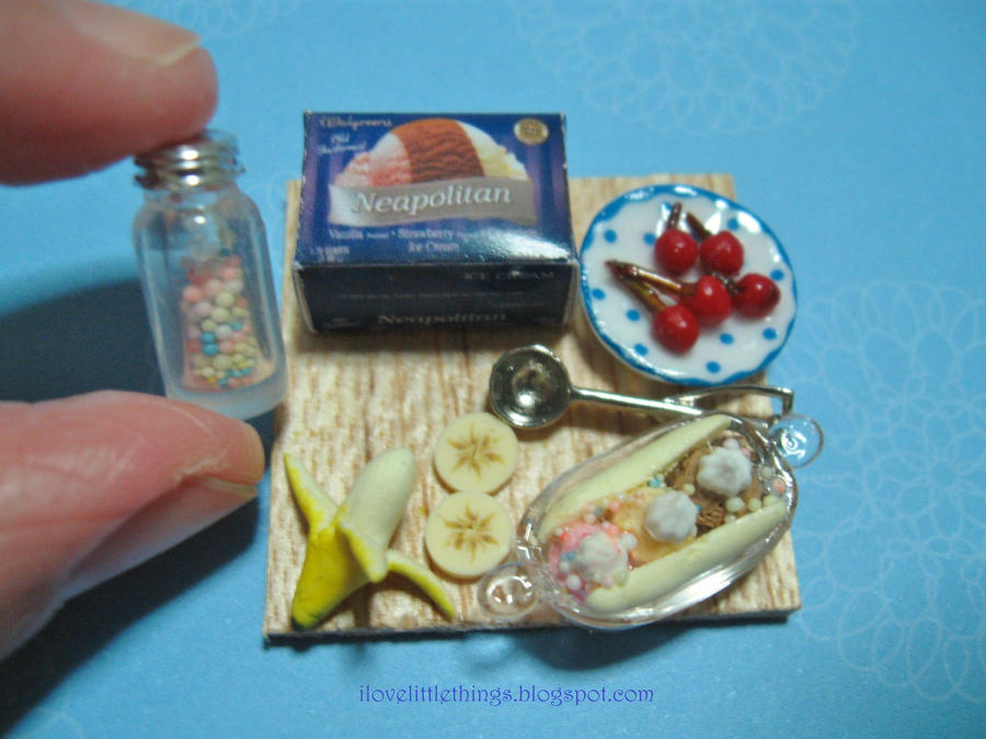 Miniature Banana Split Ice Cream Prep Board