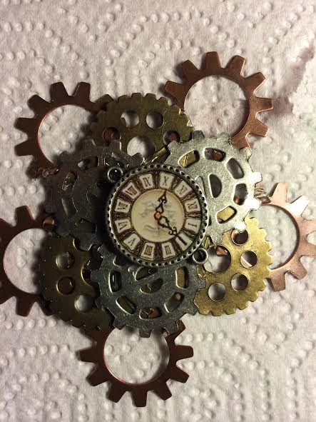 Steampunk Clock Brooch/Pin