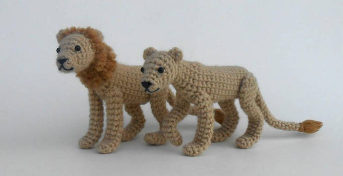 Crochet Lion and Lioness Pattern Now Available!