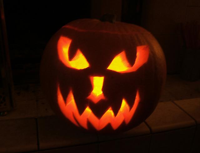 Punpkin carving 06