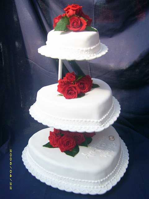 3 tier white wedding cake